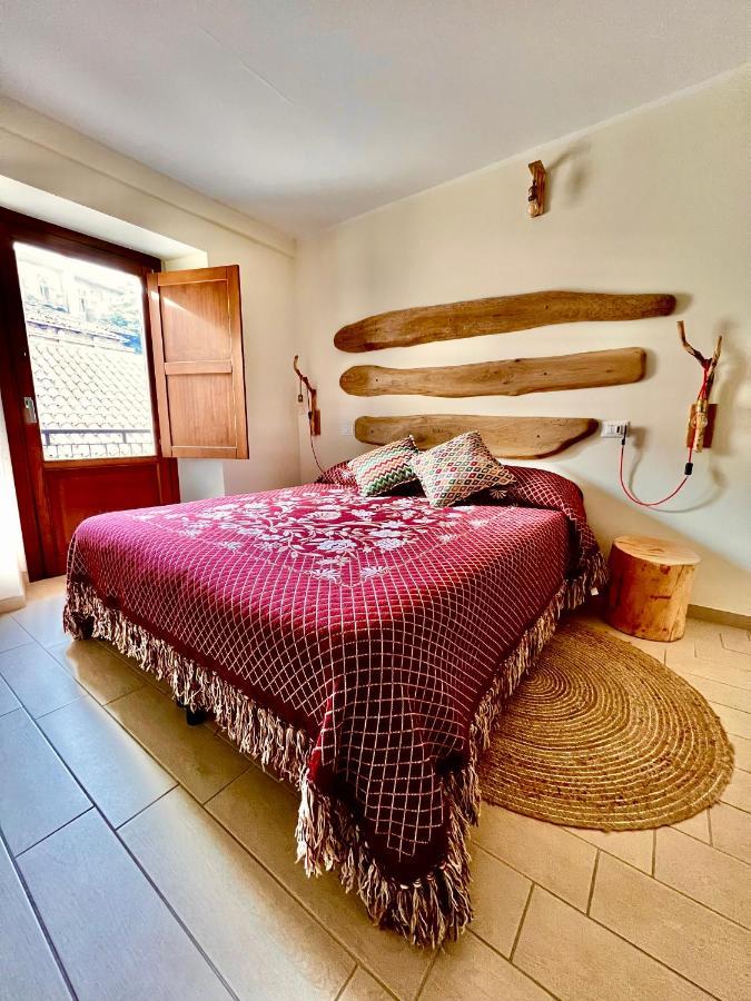 Bed and Breakfast Il Bivacco Del Duomo Л'Аквіла Екстер'єр фото